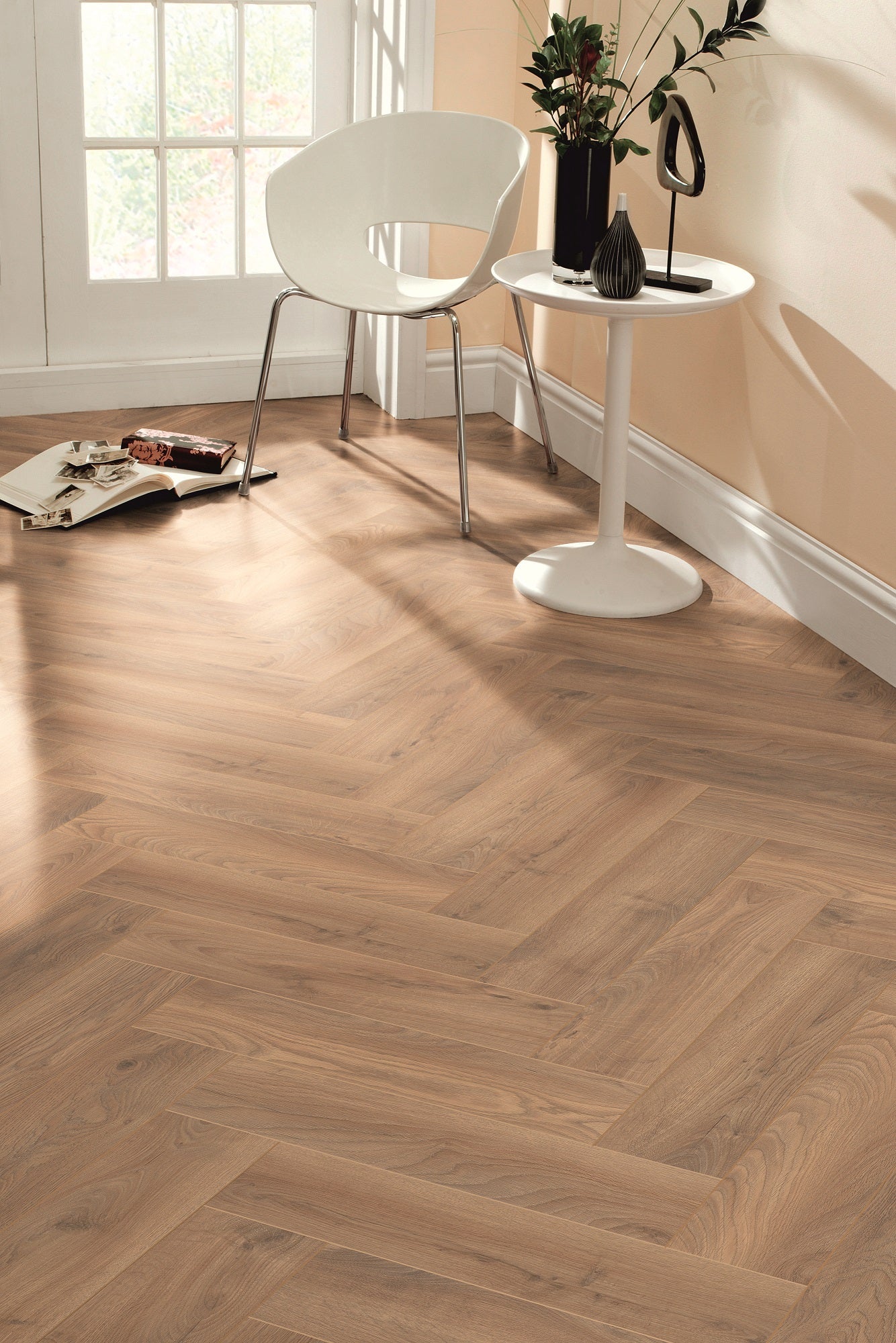Laminate Herringbone 5947 8mm AC5 / CL.33 V4