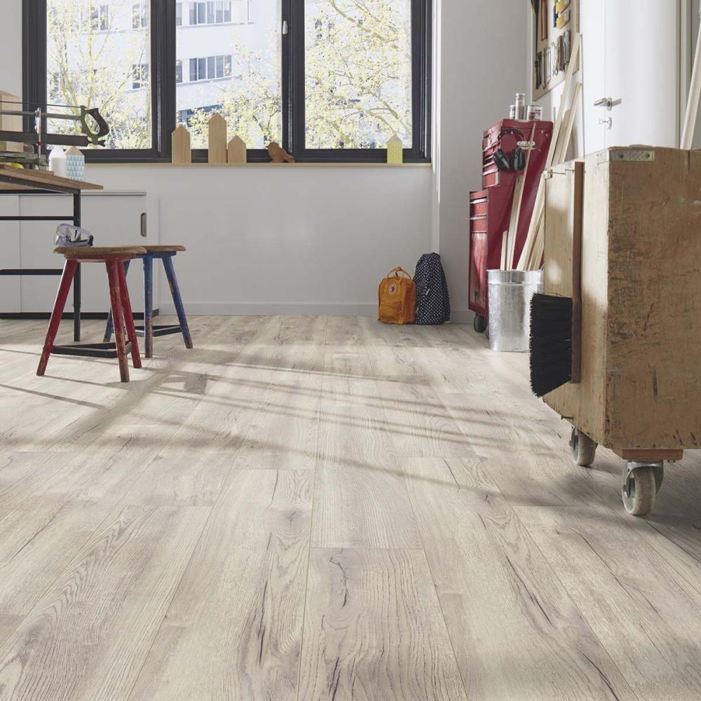 Laminate Robusto D4763 12mm AC5 / CL.33 V4